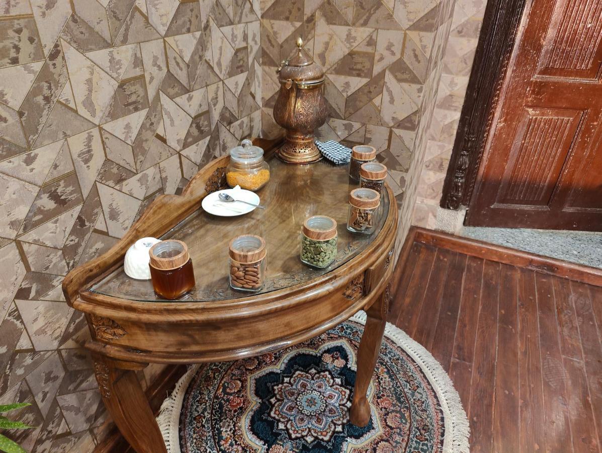 Hotel Green Rooms Srīnagar 외부 사진